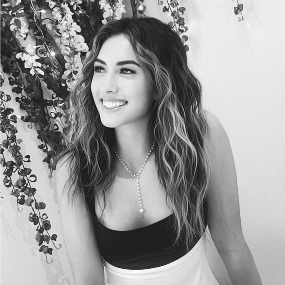 Meet your Posher, Alexis - Picture 5 of 15